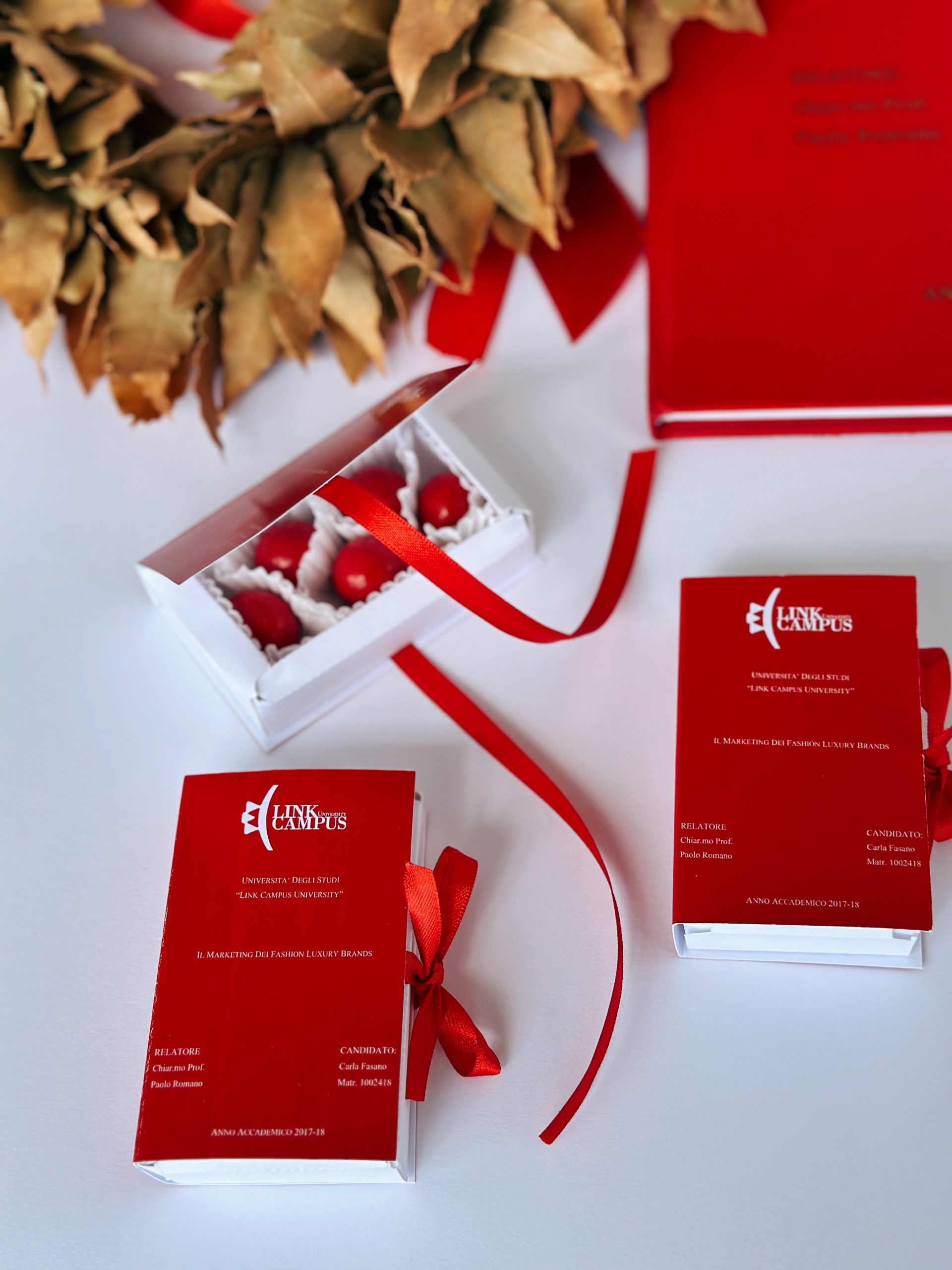 Processed with VSCO with e1 preset Scatolina Laurea Mini Tesi - immagine 1